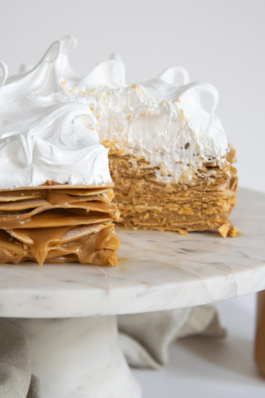 HOJARASCA CON MERENGUE